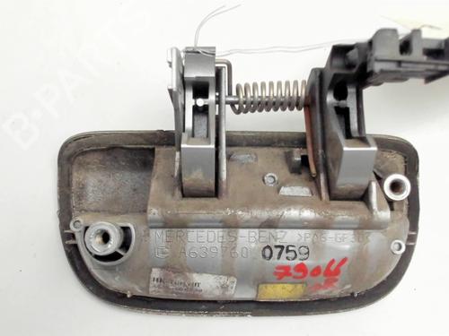 Used Tailgate handle Tailgate handle MERCEDES-BENZ VIANO (W639) CDI 2.2 (639.811, 639.813, 639.815, 639.711, 639.713) (163 hp) 33993754 33993754