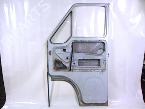 Right front door RENAULT MASTER I Van (T__)  | BP21203590C3 