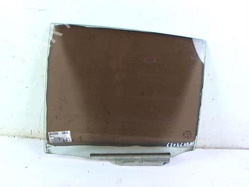 Used Rear left door window TOYOTA YARIS (_P9_) 1.4 D-4D (NLP90_, NLP90R) (90 hp) 20425877