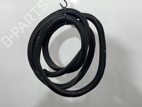 rubber-door-seal-ford-ecosport-2011-2012-2013-2014-2015-2016-2017-2018-2019-2020-2021-2022-30308554 main image