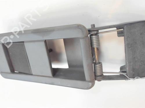 Used Rear right exterior door handle Rear right exterior door handle 21236630 21236630