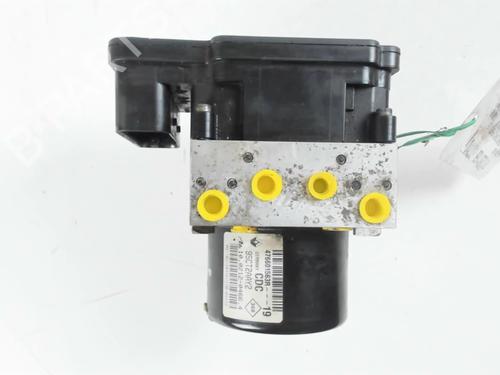 Used ABS pump RENAULT GRAND SCÉNIC III (JZ0/1_) 1.5 dCi (JZ09, JZ0D, JZ10, JZ14, JZ1G, JZ29, JZ2C) (110 hp) 28683583