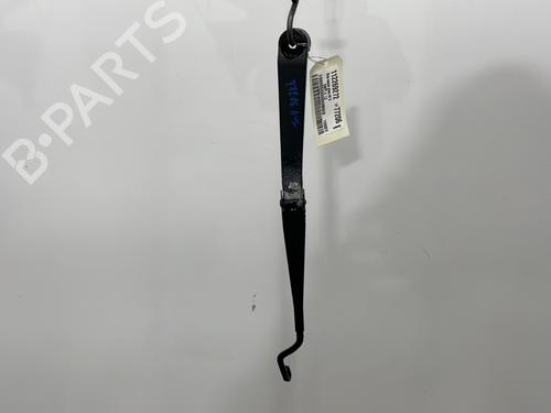 Used Front windshield wiper arm SUZUKI SWIFT IV (FZ, NZ) 1.2 (AZH412, ZC72S) (94 hp) 29165099