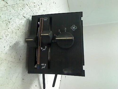 Used Climate control Climate control RENAULT ESPACE I (J11_) 2.0 i (J116) (118 hp) 33445859 33445859