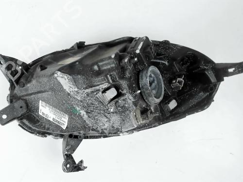 Right headlight NISSAN MICRA III (K12) 1.4 16V | BP24963785C29 