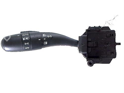 Used Switch Switch HYUNDAI i30 (FD) 1.6 CRDi (116 hp) 20466577 20466577