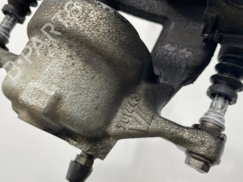 Used Left front brake caliper Left front brake caliper TOYOTA AURIS (_E18_) 1.8 Hybrid (ZWE186_, ZWE186R) (136 hp) 32787113 32787113