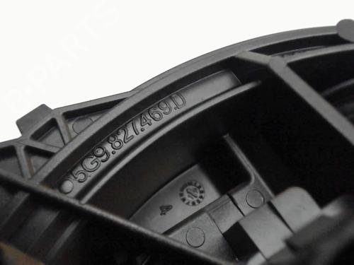 Used Tailgate handle Tailgate handle VW POLO VI (AW1, BZ1, AE1) 1.0 (75 hp) 33993689 33993689