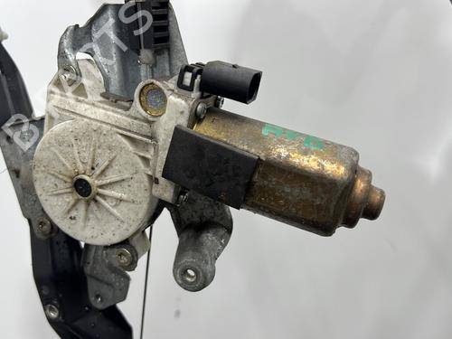 Front right window mechanism FORD FOCUS I (DAW, DBW) 1.8 TDCi | BP30161813C23