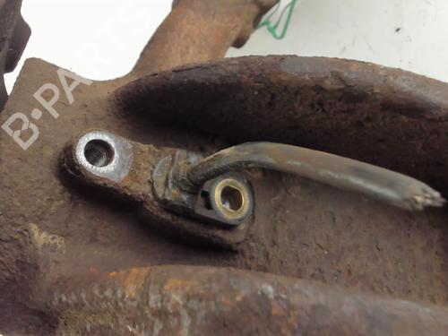 Used Right front steering knuckle Right front steering knuckle PEUGEOT 107 (PM_, PN_) 1.0 (68 hp) 20398368 20398368