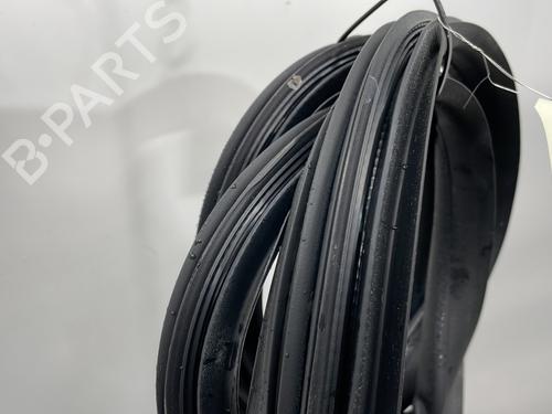 Rubber door seal RENAULT CAPTUR I (J5_, H5_) 1.5 dCi 90 (J5N4, J5M5, J5MW, J5M6, J5AL, J5AJ) | BP29466093C142 