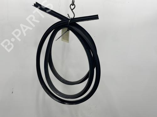 rubber-door-seal-ford-fusion-ju_-2002-2003-2004-2005-2006-2007-2008-2009-2010-2011-2012-27618768 main image