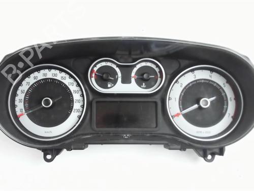 Used Instrument cluster FIAT 500L (351_, 352_) 1.3 D Multijet (199LXY1A, 199LXY11) (84 hp) 30548008