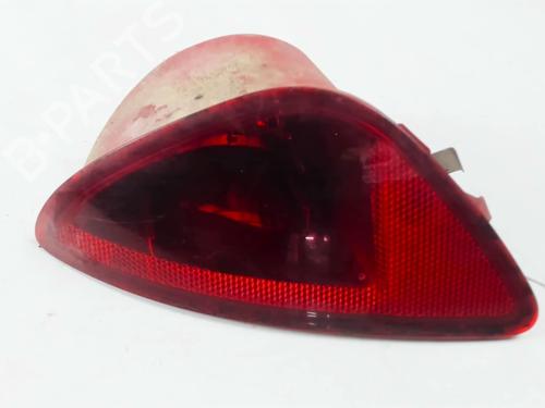Feu de pare-chocs arrière droit RENAULT CLIO III (BR0/1, CR0/1) 1.5 dCi (C/BR0G, C/BR1G) (68 hp) 29638802