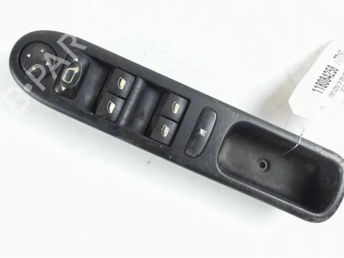 Venstre fortil elrude kontakt PEUGEOT 307 (3A/C) 1.6 HDi (90 hp) 31159508