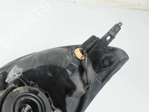 Right headlight SUZUKI SWIFT III (MZ, EZ) 1.3 (RS413, ZC11S) | BP28321516C29 