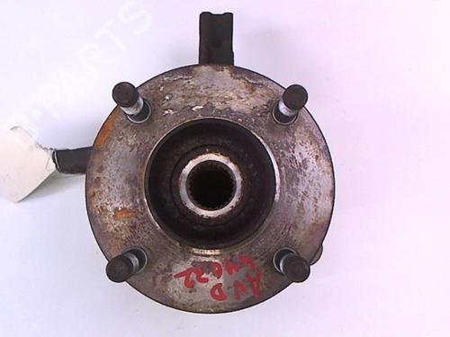Used Right front steering knuckle NISSAN ALMERA II (N16) 1.5 (90 hp) 20479137