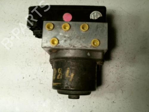 Used ABS pump TOYOTA LAND CRUISER 90 (_J9_) 3.0 TD (KZJ90_, KZJ95_, KZJ90R, KZJ95R, KZJ90W, KZJ95W) (125 hp) 21232218