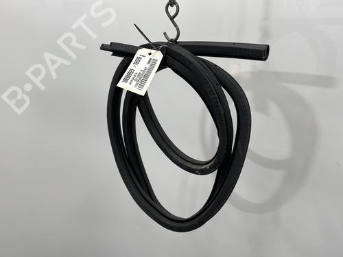 rubber-door-seal-vw-golf-vi-variant-aj5-2009-2010-2011-2012-2013-2014-26586305 main image