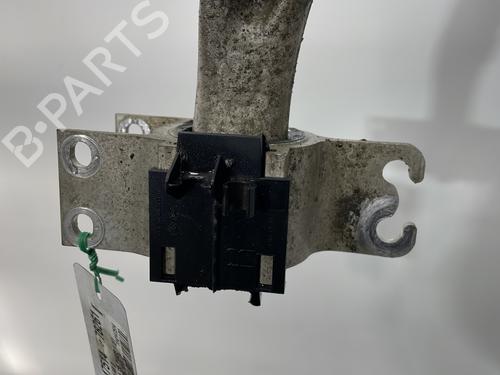 Used Right front suspension arm Right front suspension arm MERCEDES-BENZ GLA-CLASS (X156) GLA 200 CDI / d (156.908) (136 hp) 29921778 29921778