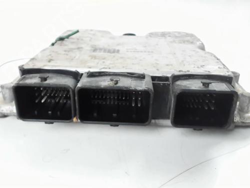 Used Engine control unit (ECU) Engine control unit (ECU) PEUGEOT 206 SW (2E/K) 2.0 HDi (90 hp) 32138803 32138803