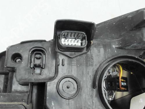 Right headlight PEUGEOT 308 CC (4B_) 2.0 HDi | BP39904683C29 - Image 2