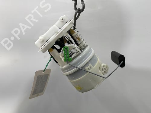 Used Fuel pump DACIA DUSTER (HS_) 1.6 SCe 115 (115 hp) 30329543