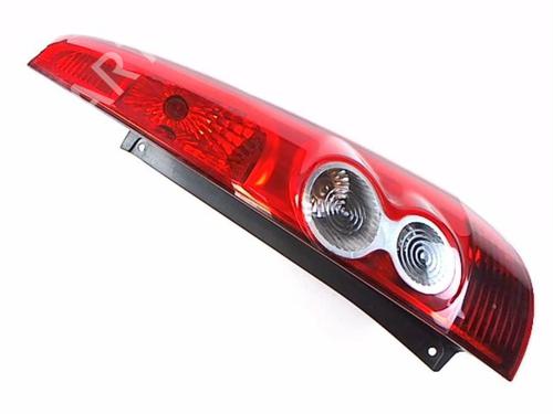 Used Right taillight FORD FIESTA V (JH_, JD_) 1.6 16V (100 hp) 20477015