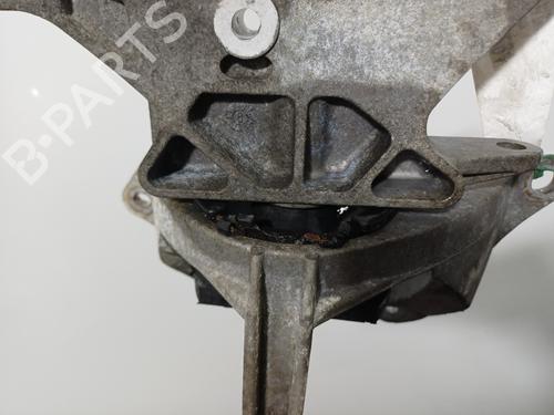 Supporto cambio Supporto cambio LANCIA MUSA (350_) 1.3 D Multijet (350.AXM11, 350.AXM1A, 350.AXI1A) (95 hp) 35893023 35893023