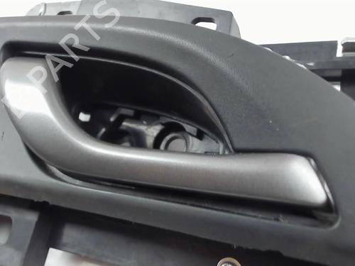 Used Rear right interior door handle Rear right interior door handle 20428128 20428128