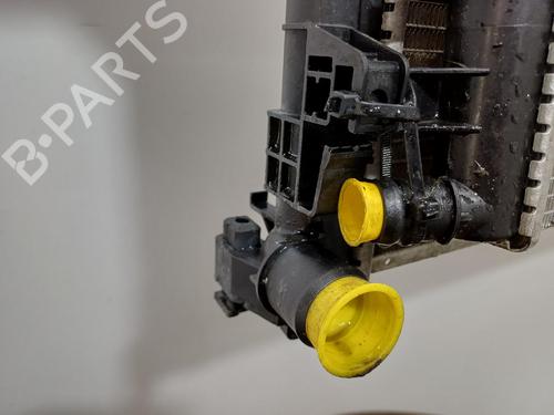 Used Water radiator Water radiator 37037600 37037600
