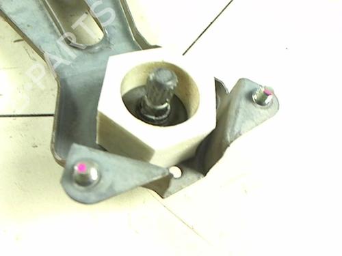 Rudehejsemekanisme Højre foran PEUGEOT 107 (PM_, PN_) 1.0 | BP20467234C23