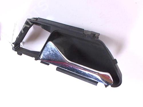 Used Front left interior door handle Front left interior door handle MERCEDES-BENZ 124 Saloon (W124) 300 D (124.130) (113 hp) 20392039 20392039