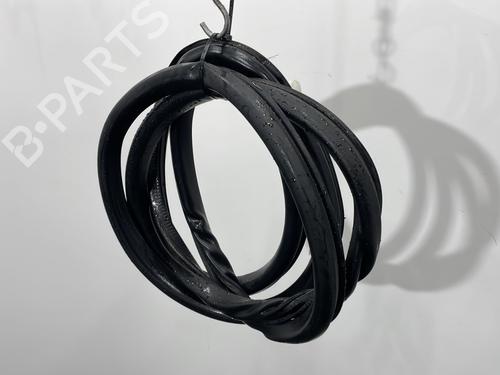 rubber-door-seal-vw-golf-plus-v-5m1-521-2004-2005-2006-2007-2008-2009-2010-2011-2012-2013-31932322 main image