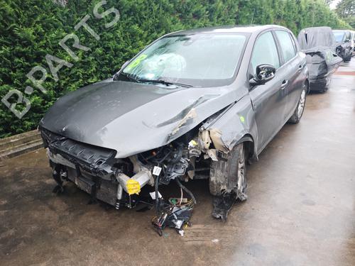 Brugte PEUGEOT 308 II (LB_, LP_, LW_, LH_, L3_) 1.5 BlueHDi 130 (131 hp) 4431821