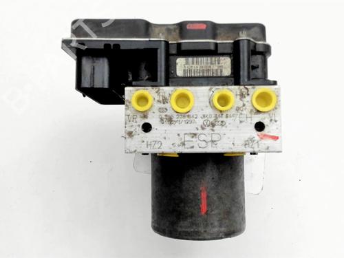 Used ABS pump AUDI A4 B8 (8K2) 2.0 TDI (143 hp) 23061590