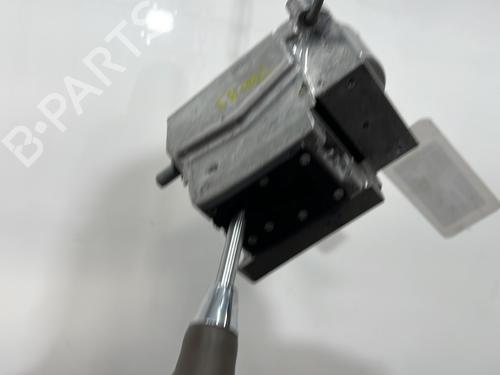 Used Gear lever Gear lever MERCEDES-BENZ S-CLASS (W220, V220) S 320 CDI (220.026, 220.126) (197 hp) 31914441 31914441