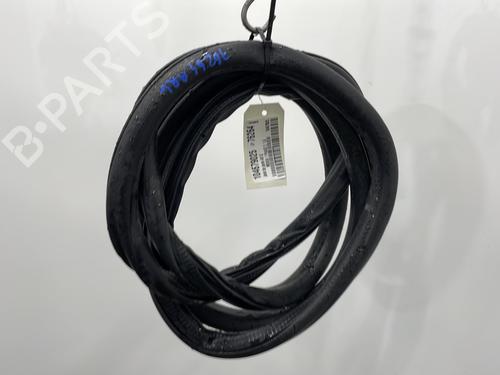 Used Rubber door seal OPEL MOKKA / MOKKA X (J13) 1.6 CDTI (_76) (136 hp) 25122724