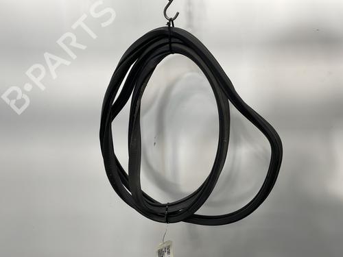 Used Rubber door seal PEUGEOT 306 (7B, N3, N5) 1.9 SRDT (90 hp) 30364104
