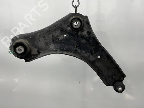 Used Right front suspension arm RENAULT MEGANE III Hatchback (BZ0/1_, B3_) 1.5 dCi (BZ09, BZ0D, BZ1W, BZ29, BZ14) (110 hp) 24986847