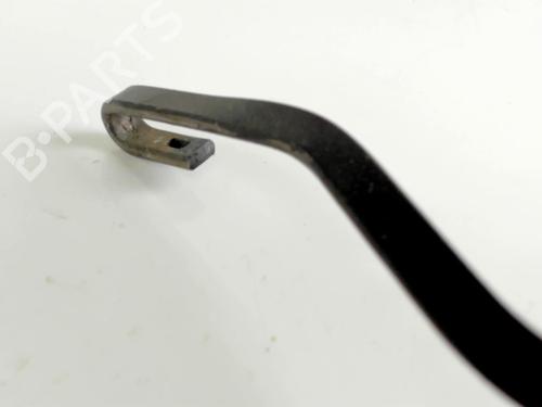 Front windshield wiper arm LAND ROVER FREELANDER I (L314) 2.0 Td4 4x4 | BP20402345C143 