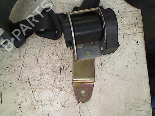 Højre fortil seleforstrammer PEUGEOT 309 I (10C, 10A) 1.1 (54 hp) 21229387