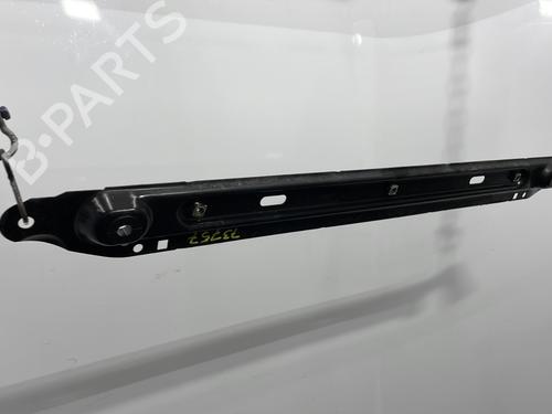 Crossmember PEUGEOT 3008 I MPV (0U_) 2.0 HDi 150 / BlueHDi 150 | BP23778204C162