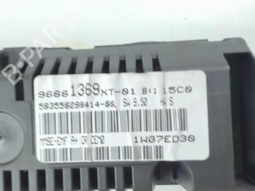 Used Display monitor Display monitor CITROËN C3 II (SC_) 1.6 VTi 120 (120 hp) 20396300 20396300