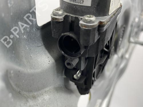 Used Front right window mechanism Front right window mechanism KIA SPORTAGE III (SL) 1.7 CRDi (116 hp) 31139281 31139281