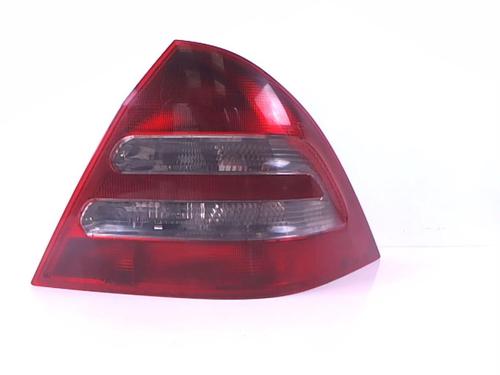Right taillight MERCEDES-BENZ C-CLASS (W203) C 220 CDI (203.006) | BP20424912C35 