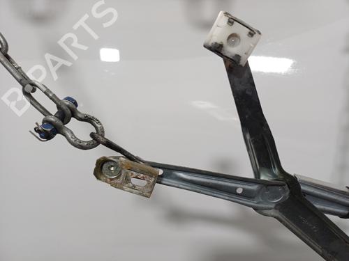 Used Front right window mechanism Front right window mechanism MERCEDES-BENZ 124 Saloon (W124) 250 D (124.125) (94 hp) 35938656 35938656