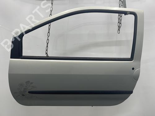 Used Left front door RENAULT TWINGO I (C06_) 1.2 16V (C060) (60 hp) 27618781