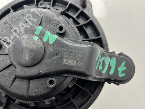 heater-blower-motor-hyundai-i20-ii-gb-ib-2014-2015-2016-2017-2018-2019-2020-2021-31914525 main image
