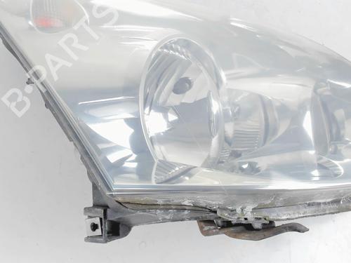 Højre forlygte TOYOTA COROLLA Verso (ZER_, ZZE12_, R1_) 2.0 D-4D (CUR10_, CUR10R) (116 hp) 20449830